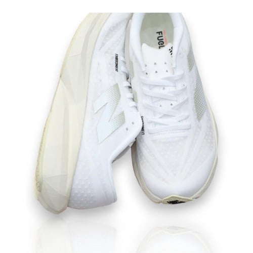 New Balance -FuelCell Rebel v4- نيوبالانس