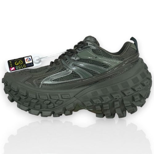 Balenciaga -بالينسياغا