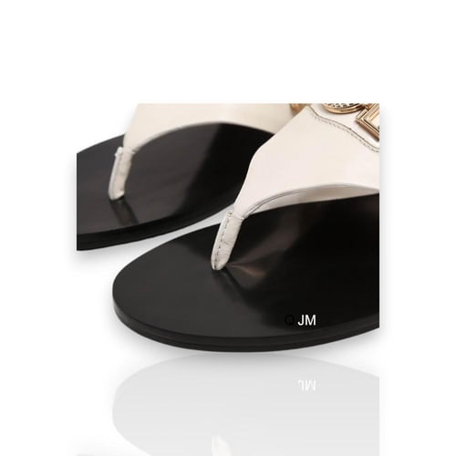 حذاء فيرزاتشي سليبر نسائي - Versace Shoes Slippers...