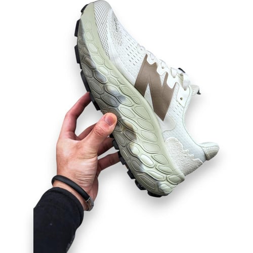 New Balance -Fresh Foam More V3- نيوبالانس
