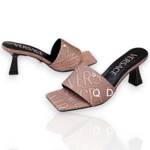 حذاء فيرزاتشي سليبر نسائي - Versace Shoes Slippers...