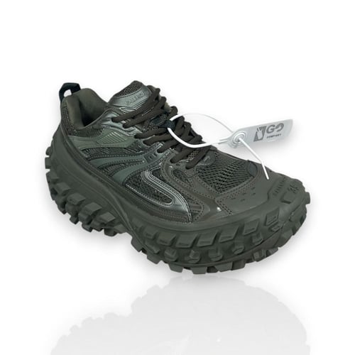 Balenciaga -بالينسياغا