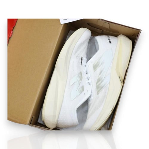 New Balance -FuelCell Rebel v4- نيوبالانس