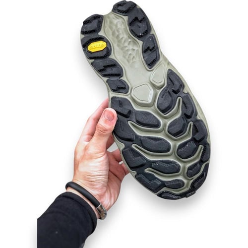 New Balance -Fresh Foam More V3- نيوبالانس