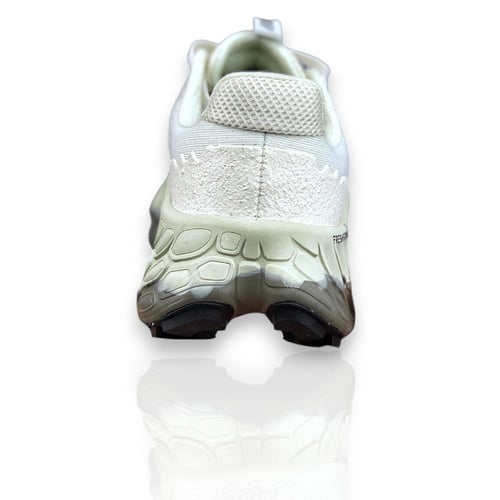 New Balance -Fresh Foam More V3- نيوبالانس