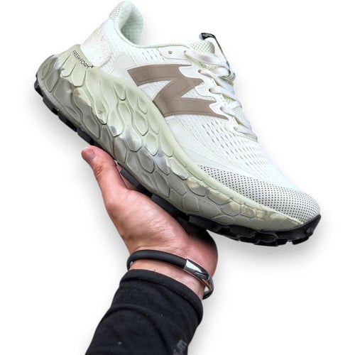 New Balance -Fresh Foam More V3- نيوبالانس