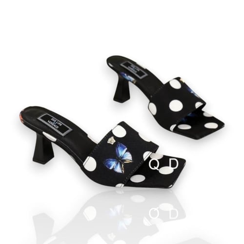 حذاء فيرزاتشي سليبر نسائي - Versace Shoes Slippers...