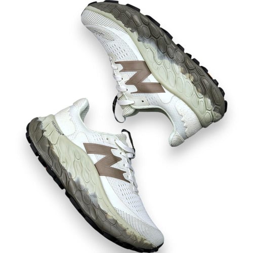 New Balance -Fresh Foam More V3- نيوبالانس