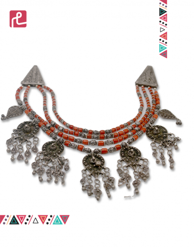 عقد من المرجان الاحمر الطبيعي والفضة