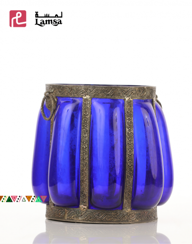 مزهرية من معدن الابيض مع الكرستال