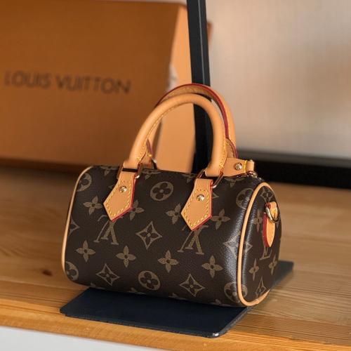 شنطة لويس فيتون