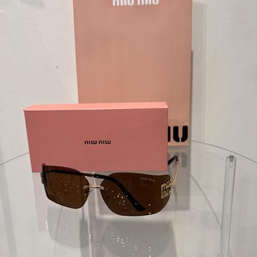 نظارة ميو ميو