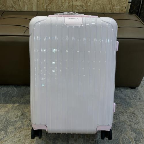 شنطة RIMOWA