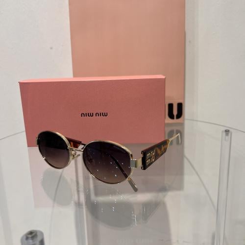 نظارة ميو ميو