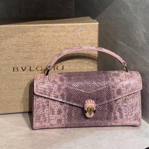 شنطة بولغاري