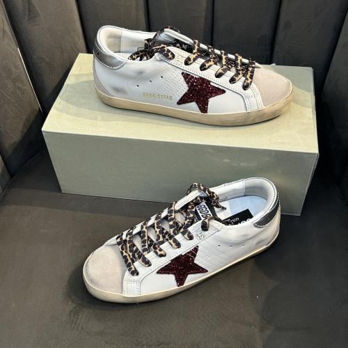 شوز Golden goose