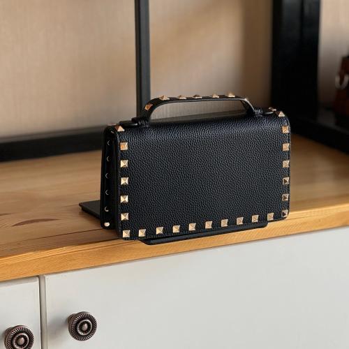 شنطة فالنتينو