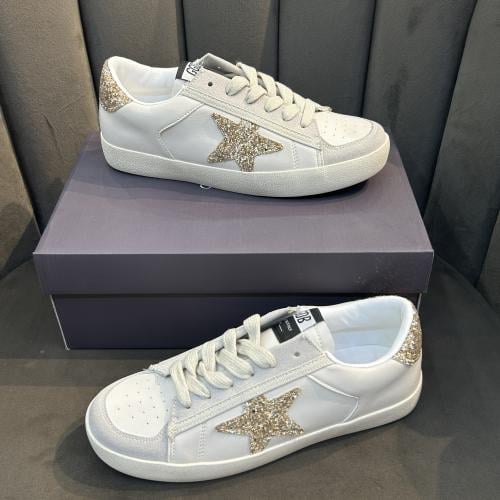 شوز Golden goose
