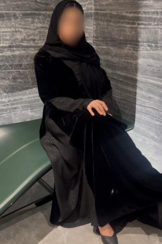 عباية شتوية مخمل كوري