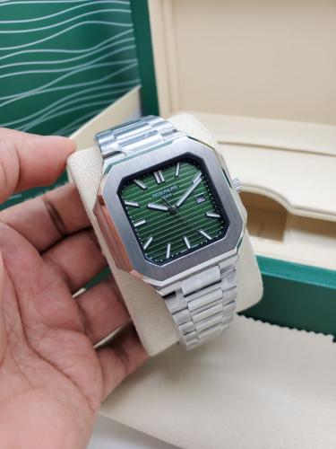 ساعة باتيك فيليب حركة بطارية