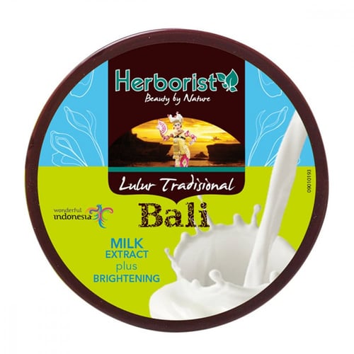 مقشر الجسم بالحليب