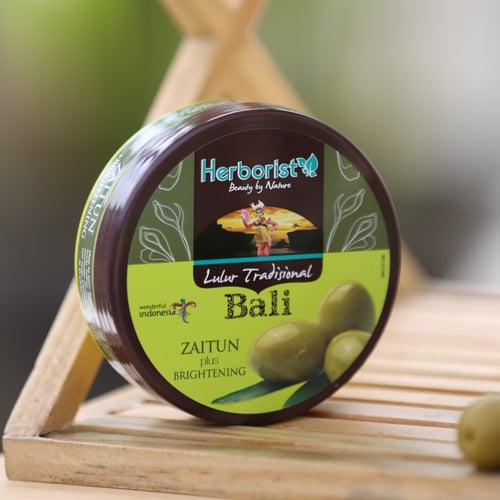 مقشر الجسم بالزيتون