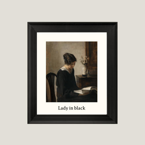 لوحة كلاسيكية مع ايطار منحني