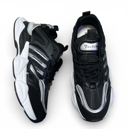 حذاء رجالي رياضي ألوان مختلفة