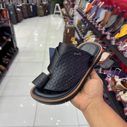 حذا رجالي شرقي إيطالي فلوراء اسود IT1664