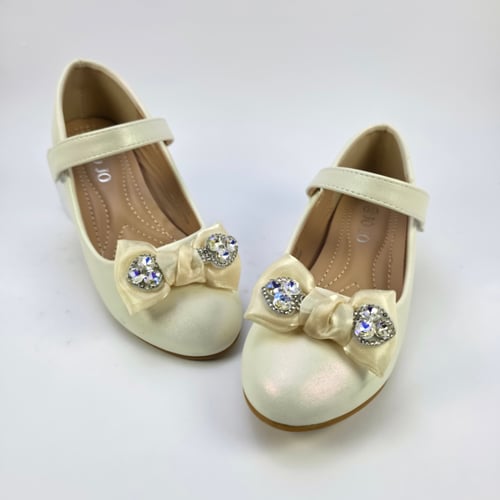 جزمة بناتي كعب صغير - M615B - OFF WHITE