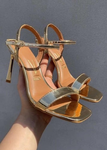 كعب نسائي برازيلي 6516.200 GOLDEN