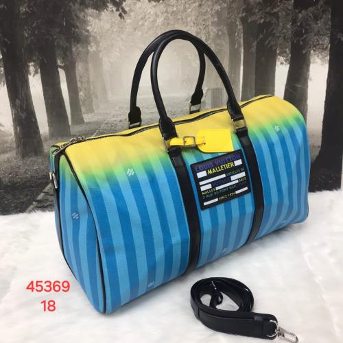 شنطة سفر من لويس فيتون