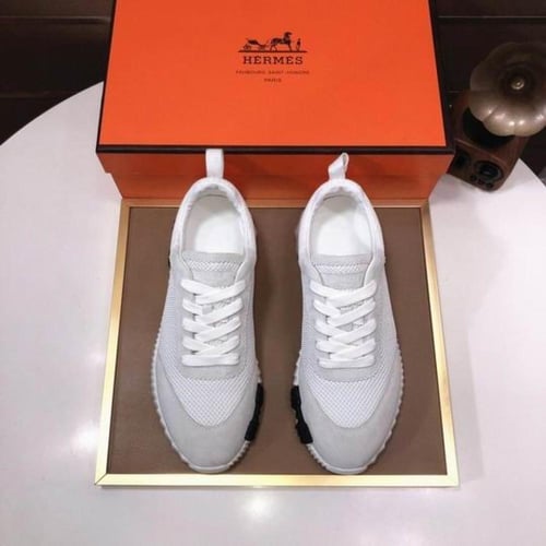 حذاء سنيكرز الايطالي من هيرمز