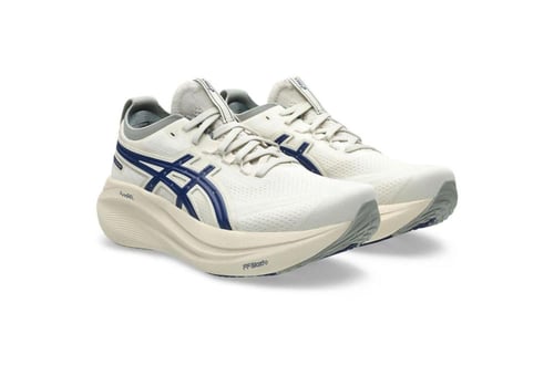 حذاء رجالي من أسيكس