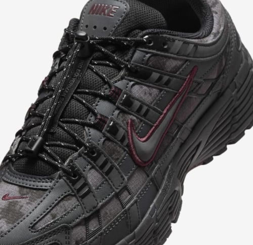 حذاء NikeNike P-6000