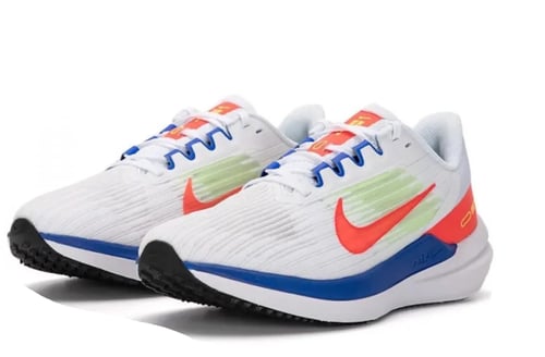 حذاء اون راننجravis Scott x Nike Air Jordan 1 Low...