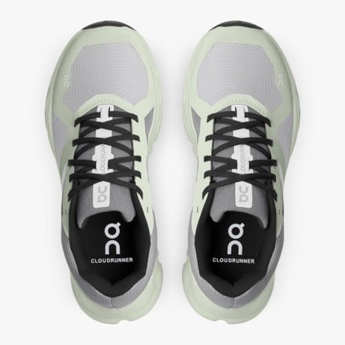 حذاء رياضي كلاودرانر للنساء من اون