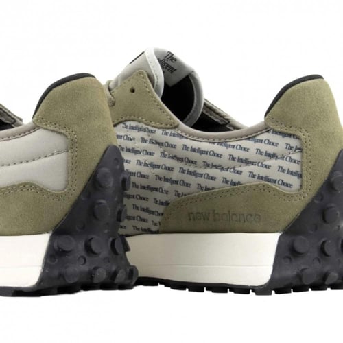 New Balance 327