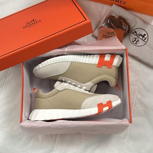 حذاء سنيكرز الايطالي من هيرمز