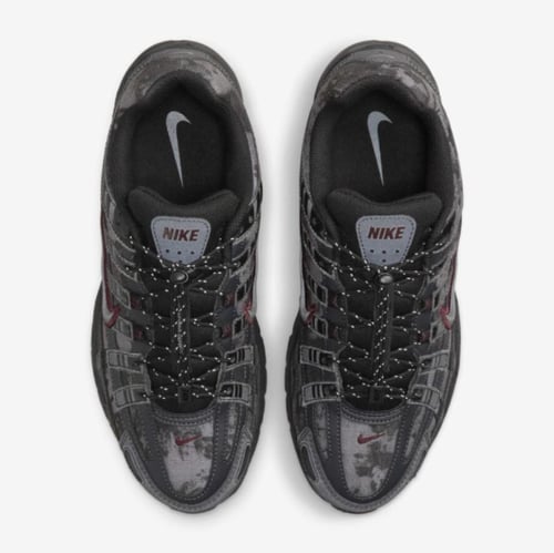 حذاء NikeNike P-6000