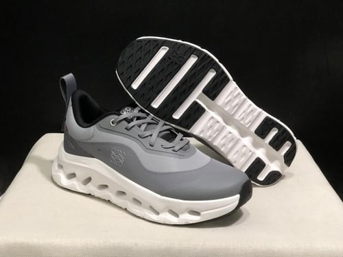 حذاء رجالي اون راننج