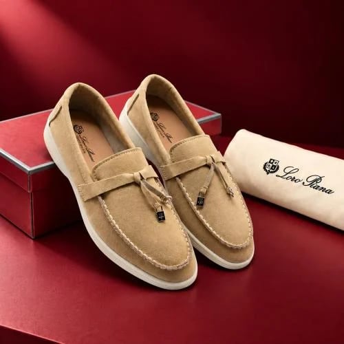 لوفر نسائي Loro Piana بيج