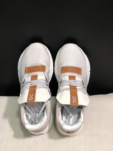 حذاء رجالي اون راننج