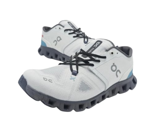 حذاء اون راننج On Running Cloudnova