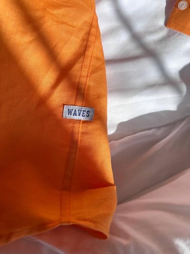قميص لينن اللون برتقالي