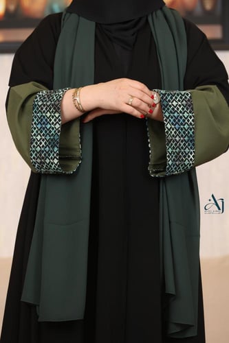 عباية دبل كلوش كم مربع القماش ملكي كوري AJ 64