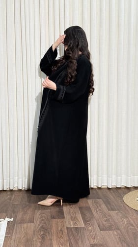 عبايه نص كلوش كريب سيراميك كلفه AJ83