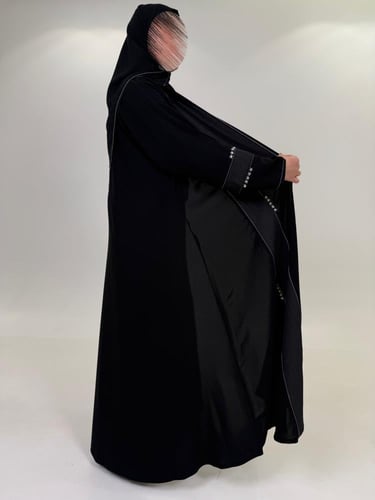 عبايه ربع كلوش شك AJ109