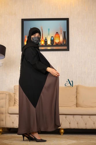 نص كلوش اسواد مع ملون القماش كريب لميا AJ 72