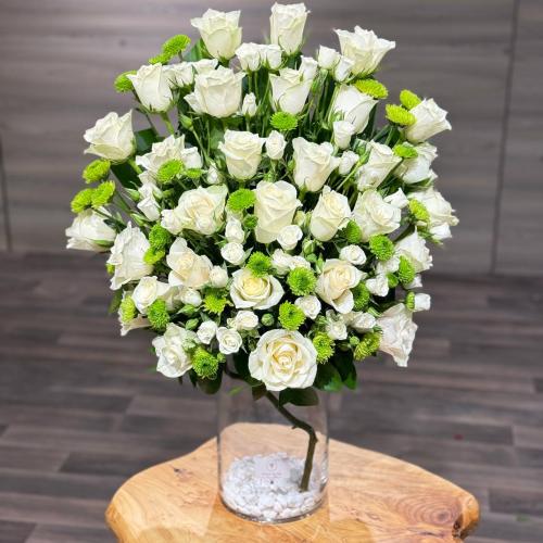 فازة نقاء الابيض ورد